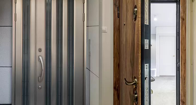 Burglar Proof Front Door Repair in North Fort Myers, FL