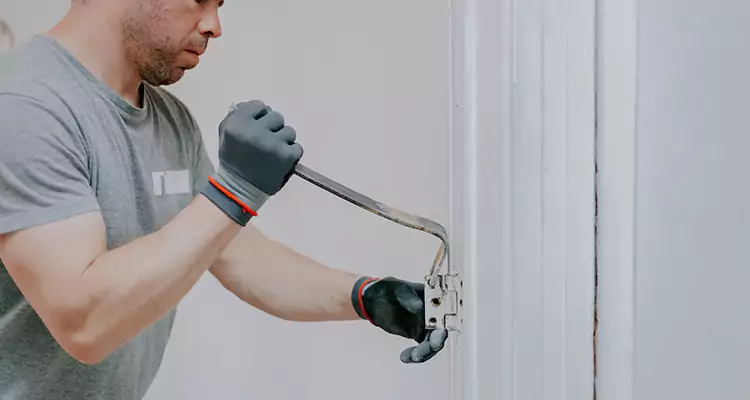 Cracked Door Jamb Repair in North Fort Myers, FL