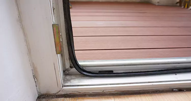Why Choose Us for Leaking Sliding Glass Door Repair in North Fort Myers, FL?
