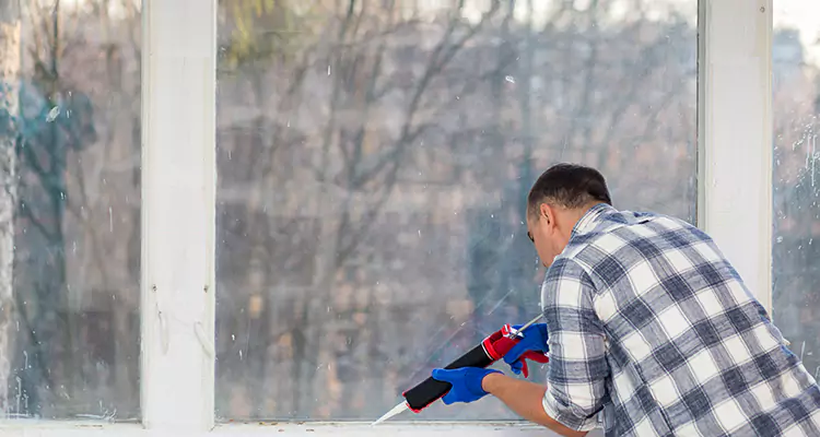 Quality Sliding Shower Door Repair for Closing Issues in North Fort Myers, FL