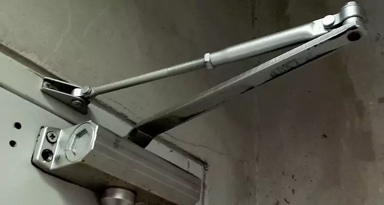Door Closer Parallel Arm Installation in North Fort Myers, FL