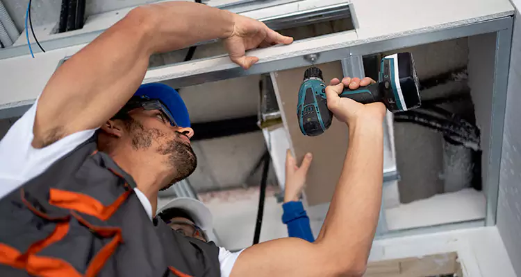 Emergency Overhead Door Repair in North Fort Myers, FL