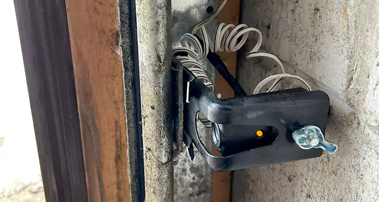 Fix Broken Garage Door Sensor in North Fort Myers, FL