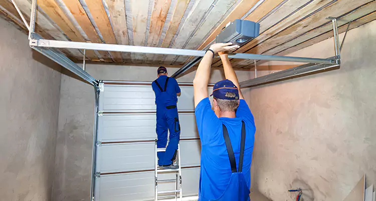 Garage Door Opener Technician in North Fort Myers, FL