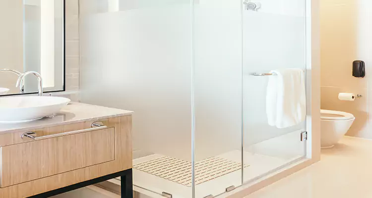 Expert Shower Door Fix and Repair in North Fort Myers, FL