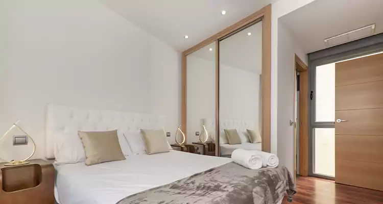 Sliding Wardrobe Door Mirror Replacement in North Fort Myers, FL